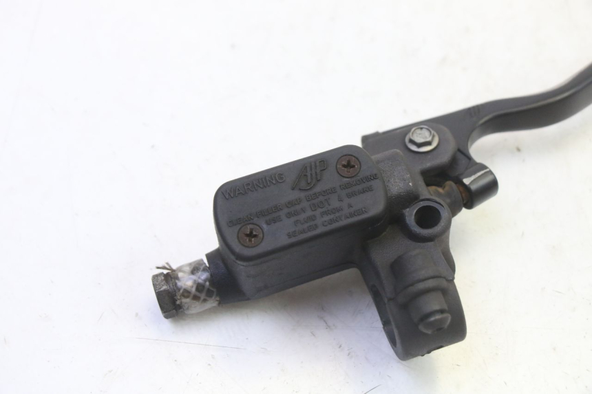 photo de CILINDRO MAESTRO DELANTERO PEUGEOT ELYSTAR 50 (2002 - 2014) - Detalle de la pieza