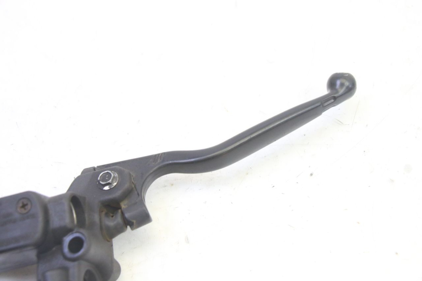 photo de CILINDRO MAESTRO DELANTERO PEUGEOT ELYSTAR 50 (2002 - 2014) - Zoom estado de uso