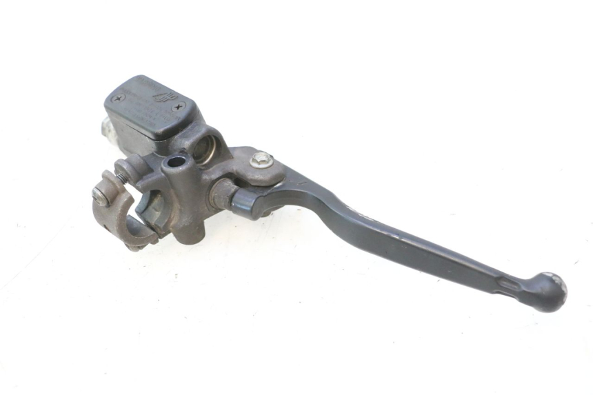 photo de CILINDRO MAESTRO DELANTERO PEUGEOT ELYSTAR 50 (2002 - 2014) - Primer plano técnico