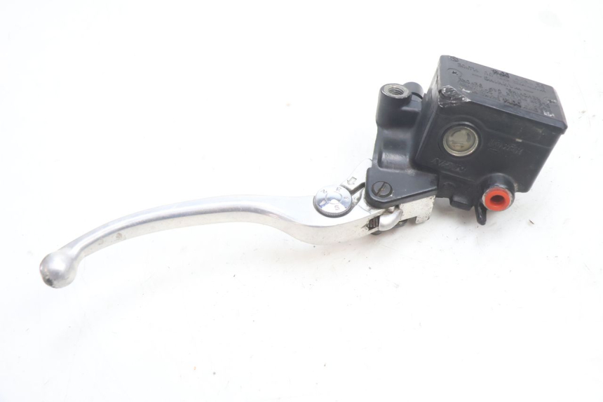 photo de BOMBA FRENO DELANTERO KAWASAKI ER-6 ER6 N 650 (2005 - 2009) - Primer plano técnico