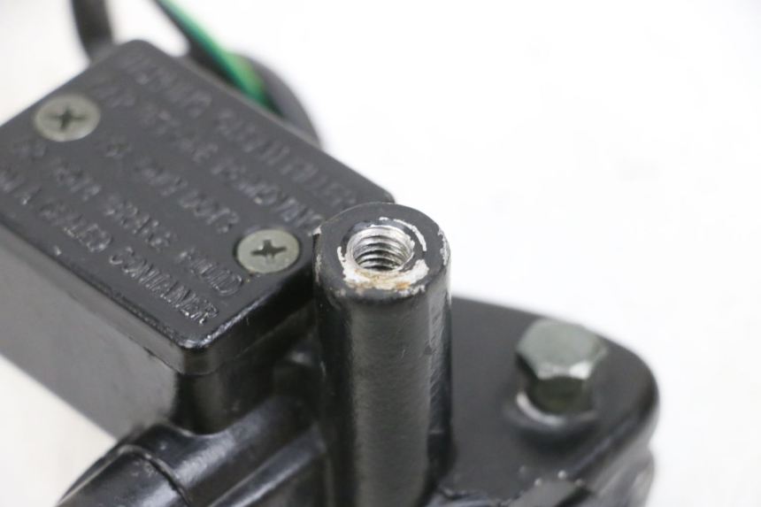 photo de BOMBA FRENO DELANTERO BTC FELICE SPORT 50 - Primer plano técnico