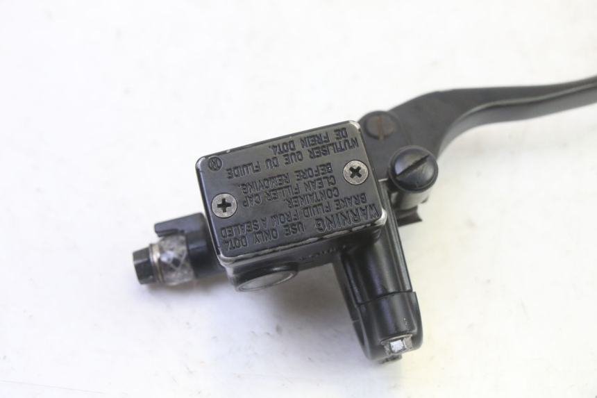 photo de CILINDRO MAESTRO DELANTERO HONDA FES S-WING SWING ABS 125 (2007 - 2015) - Detalle de la pieza