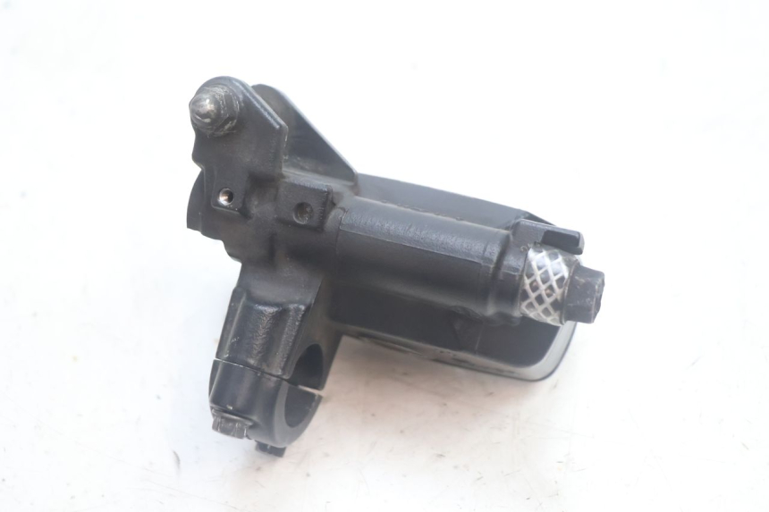 photo de BOMBA FRENO DELANTERO HONDA FJS SILVER WING SILVERWING 400 (2005 - 2008) - Estado de la superficie y material