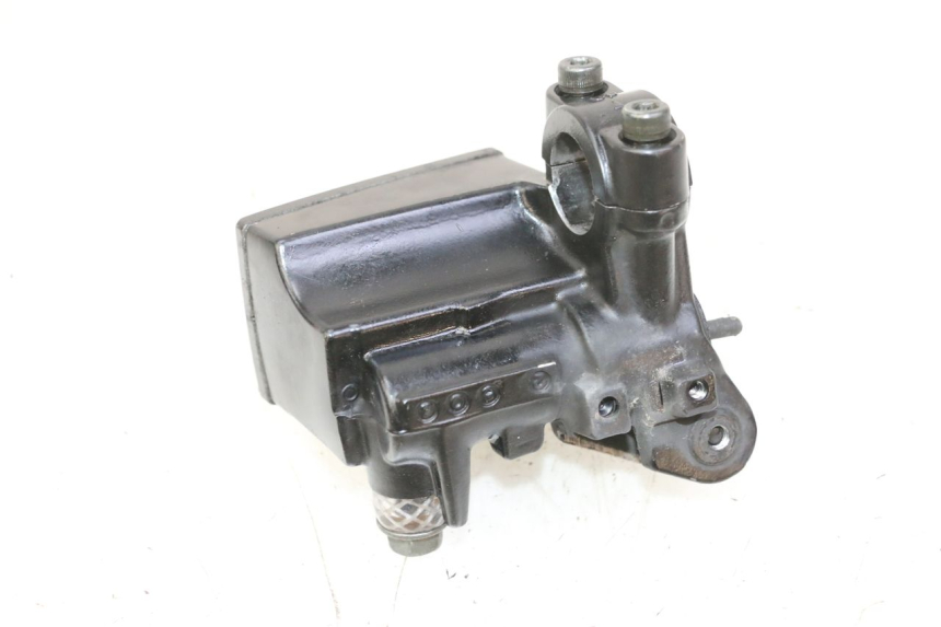 photo de BOMBA FRENO DELANTERO YAMAHA FZ6 N FAZER 600 (2004 - 2006) - Otra perspectiva