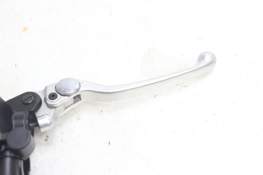 photo de BOMBA FRENO DELANTERO YAMAHA FZ8 800 (2010 - 2016) - Estado de la superficie y material