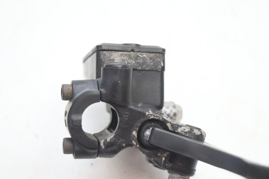 photo de BOMBA FRENO DELANTERO KAWASAKI GPX F ZX750F 750 (1986 - 1990) - Vista general del producto
