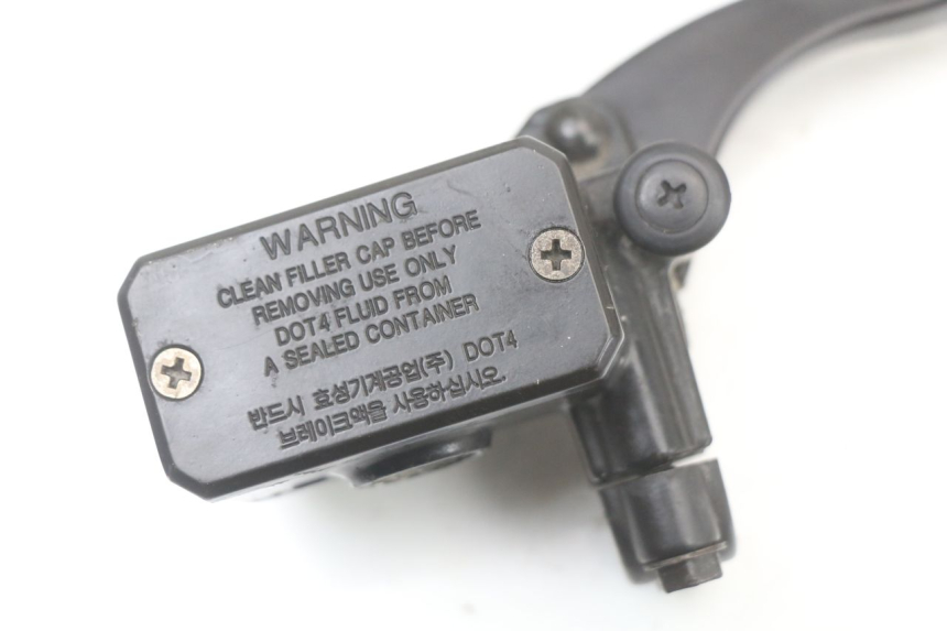 photo de BOMBA FRENO DELANTERO HYOSUNG GTR 125 (2006 - 2008) - Detalle de la pieza