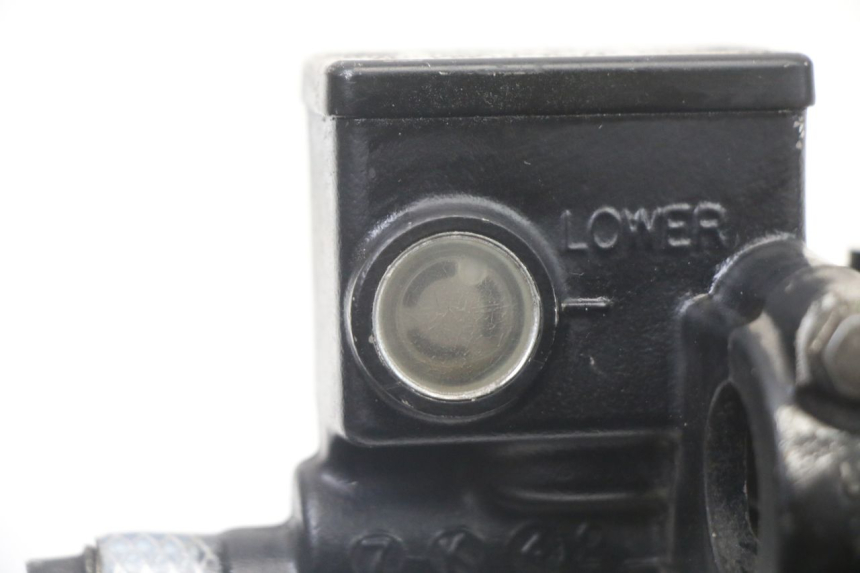 photo de CILINDRO MAESTRO DELANTERO HONDA FES S-WING SWING ABS 125 (2007 - 2015) - Vista general del producto