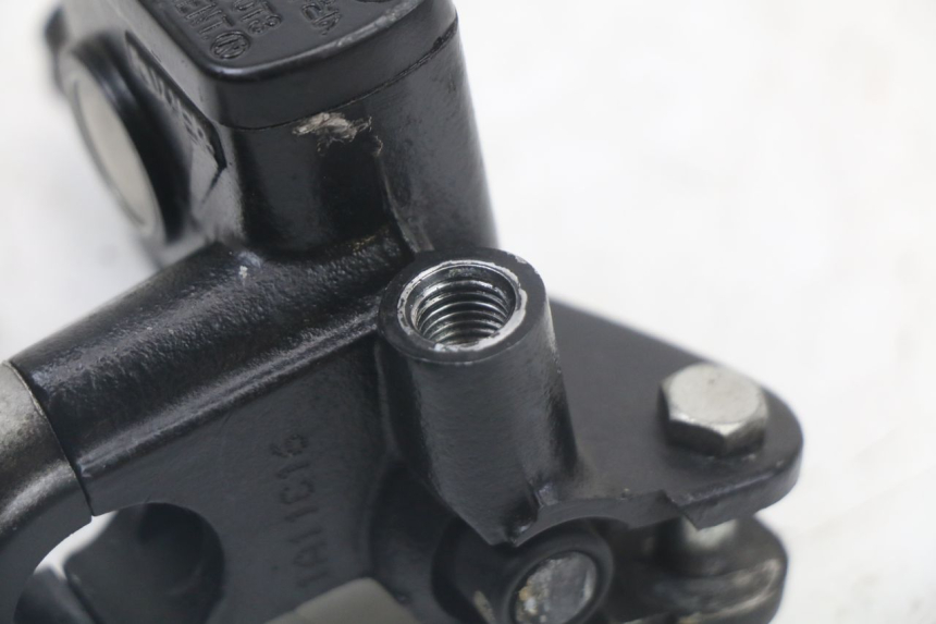 photo de CILINDRO MAESTRO DELANTERO HONDA PCX (JF28) 125 (2009 - 2011) - Primer plano técnico