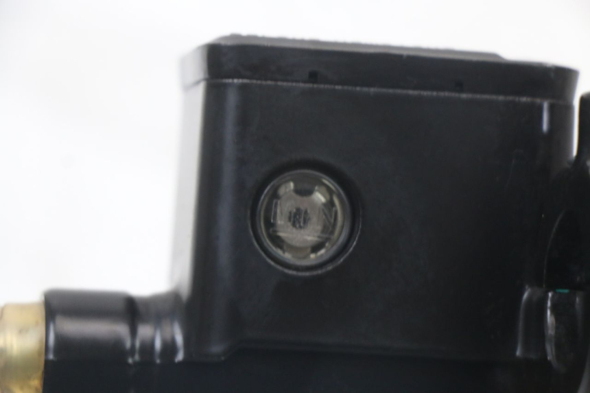 photo de BOMBA FRENO DELANTERO HUSQVARNA SVARTPILEN 401 (2018 - 2023) - Recambio usado revisado