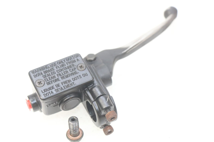 photo de CILINDRO MAESTRO DELANTERO PEUGEOT KISBEE 2T 50 (2010 - 2017) - Otra perspectiva