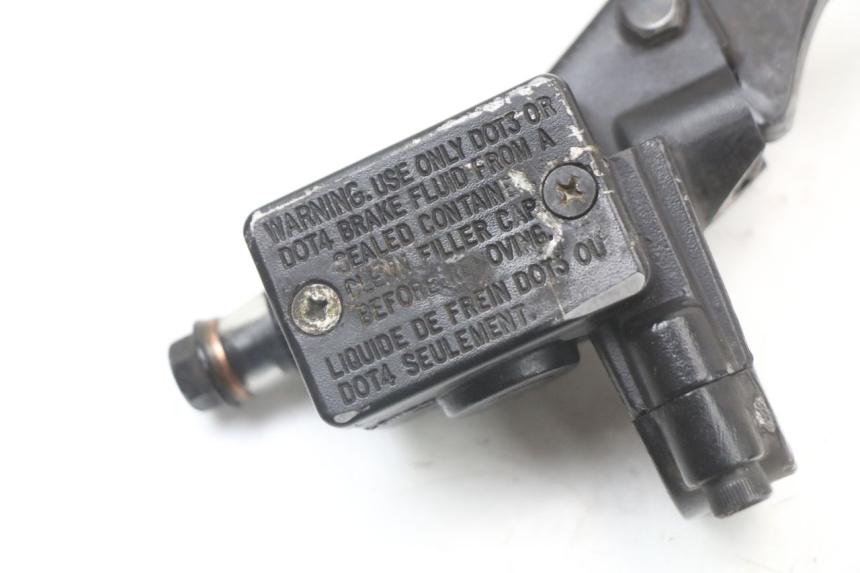 photo de BOMBA FRENO DELANTERO PEUGEOT KISBEE 2T 50 (2018 - 2022) - Detalle de la pieza