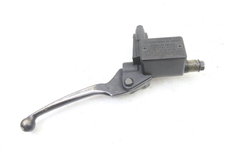 photo de BOMBA FRENO DELANTERO PEUGEOT KISBEE 2T 50 (2018 - 2022) - Otra perspectiva