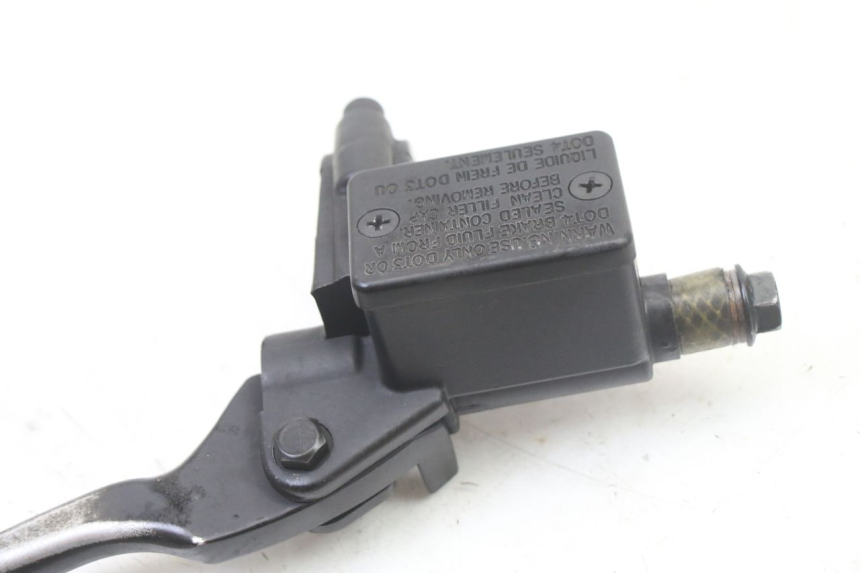 photo de BOMBA FRENO DELANTERO PEUGEOT KISBEE 2T 50 (2018 - 2022) - Vista general del producto