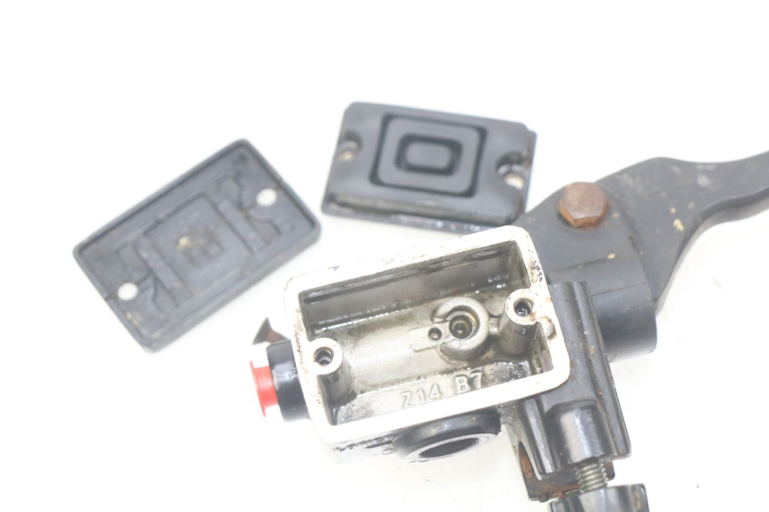 photo de CILINDRO MAESTRO DELANTERO PEUGEOT KISBEE 4T 50 (2010 - 2017) - Zoom estado de uso