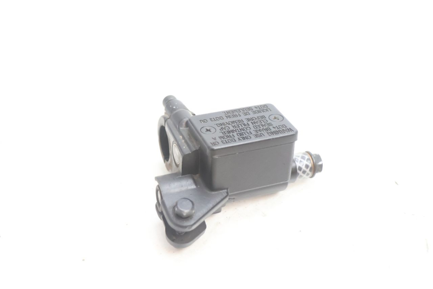 photo de CILINDRO MAESTRO DELANTERO PEUGEOT KISBEE 4T 50 (2018 - 2022) - Zoom estado de uso