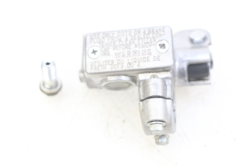 photo de CILINDRO MAESTRO DELANTERO KAWASAKI KX 85 (2014 - 2021) - Vista general del producto