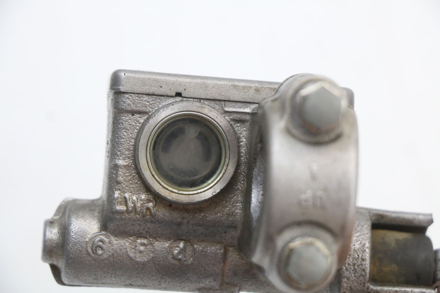 photo de CILINDRO MAESTRO DELANTERO KAWASAKI KX 85 (2014 - 2021) - Detalles de los puntos de fijación