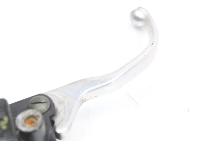 photo de BOMBA FRENO DELANTERO PIAGGIO LIBERTY 4T 50 (2018 - 2021) - Detalles de los puntos de fijación