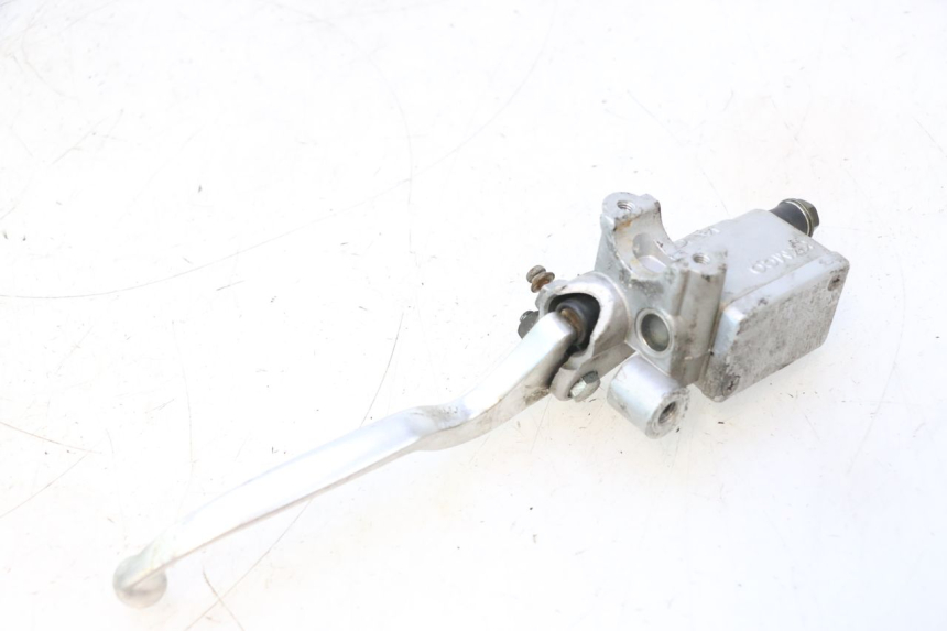 photo de BOMBA FRENO DELANTERO KYMCO LIKE 125 (2009 - 2016) - Primer plano técnico