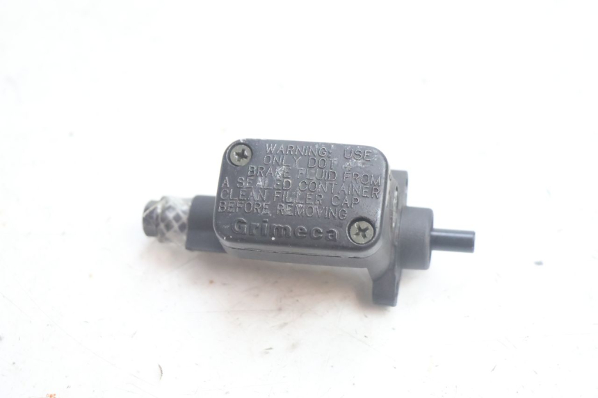 photo de BOMBA FRENO DELANTERO MBK MACH G AC 50 (2002 - 2014) - Detalle de la pieza