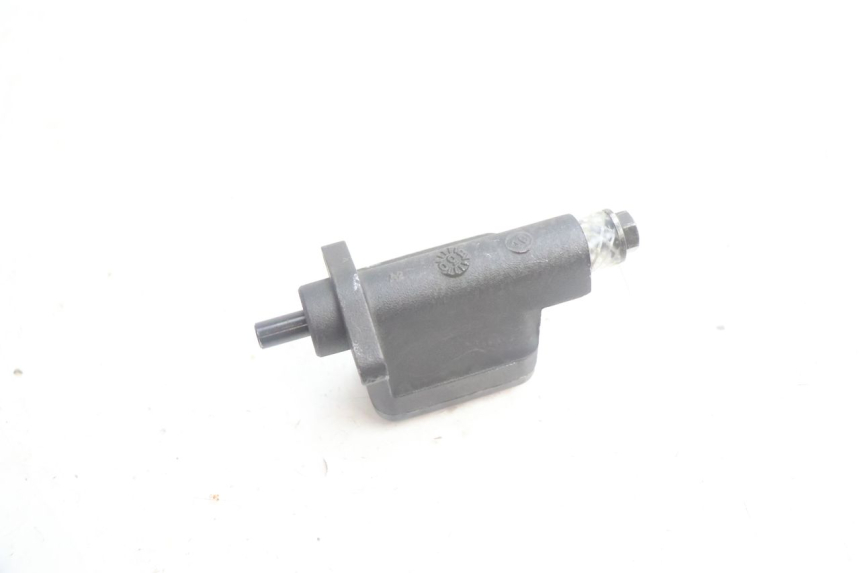 photo de BOMBA FRENO DELANTERO MBK MACH G AC 50 (2002 - 2014) - Primer plano técnico