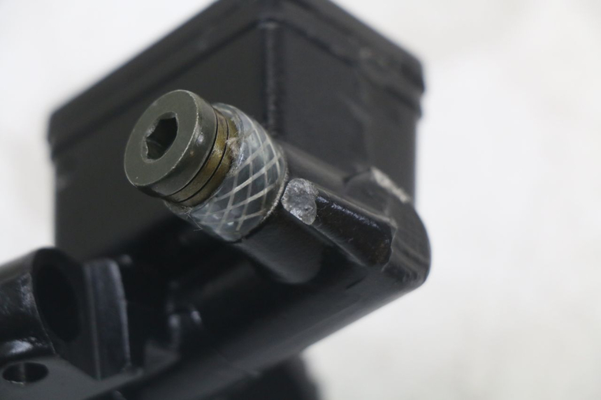 photo de BOMBA FRENO DELANTERO MASH LEGEND'R 4T 50 (2021 - 2025) - Recambio usado revisado