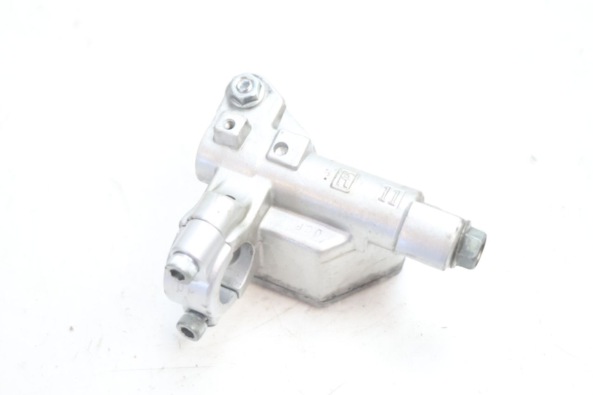photo de BOMBA FRENO DELANTERO SYM MIO 50 (2005 - 2010) - Primer plano técnico
