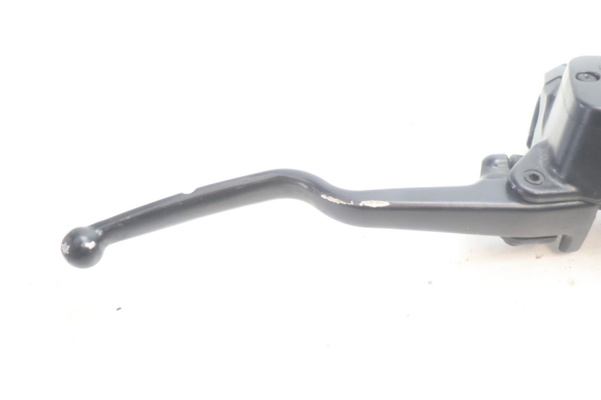 photo de BOMBA FRENO DELANTERO PIAGGIO MP3 HPE 530 (2022 - 2026) - Vista general del producto