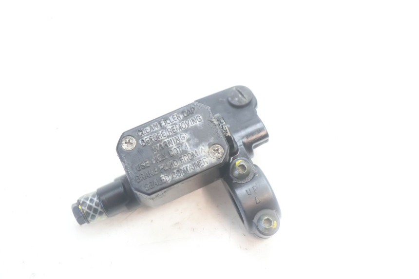 photo de BOMBA FRENO DELANTERO PIAGGIO MP3 500 (2016 - 2018) - Vista principal