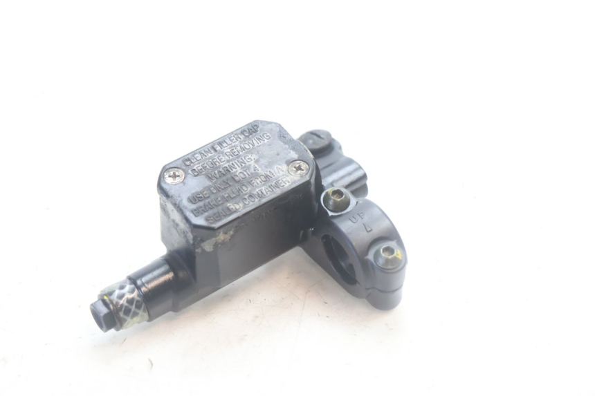 photo de BOMBA FRENO DELANTERO PIAGGIO MP3 500 (2016 - 2018) - Zoom estado de uso