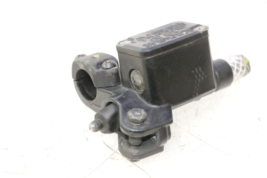 photo de CILINDRO MAESTRO DELANTERO PIAGGIO MP3 125 (2006 - 2014) - Zoom estado de uso