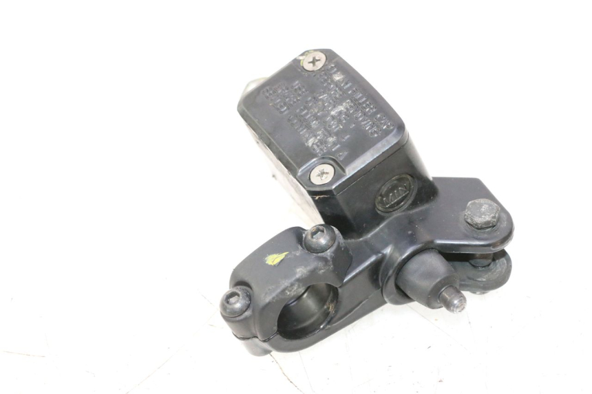 photo de CILINDRO MAESTRO DELANTERO PIAGGIO MP3 125 (2006 - 2014) - Otra perspectiva