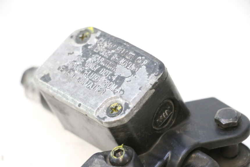 photo de BOMBA FRENO DELANTERO PIAGGIO MP3 500 (2011 - 2015) - Vista general del producto
