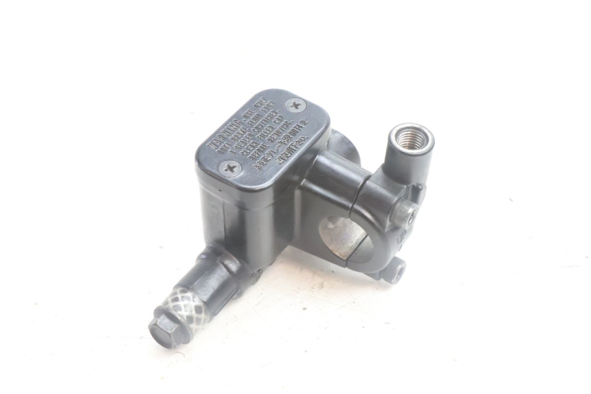 photo de BOMBA FRENO DELANTERO YAMAHA N-MAX NMAX 125 (2021 - 2024) - Detalle de la pieza