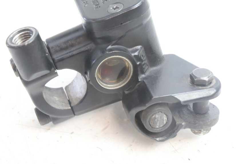 photo de BOMBA FRENO DELANTERO YAMAHA N-MAX NMAX 125 (2021 - 2024) - Vista general del producto