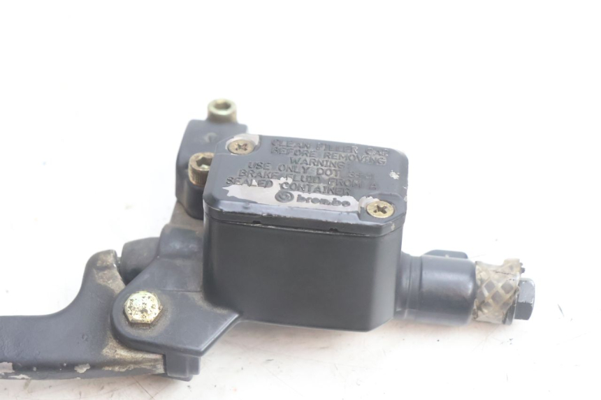 photo de BOMBA FRENO DELANTERO YAMAHA NEO'S NEOS 2T 50 (1998 - 2007) - Vista general del producto