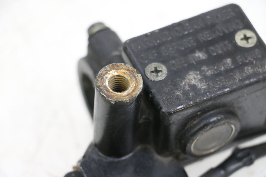 photo de BOMBA FRENO DELANTERO JM MOTORS OLDIES GT 4T 50 (2018 - 2025) - Estado de la superficie y material