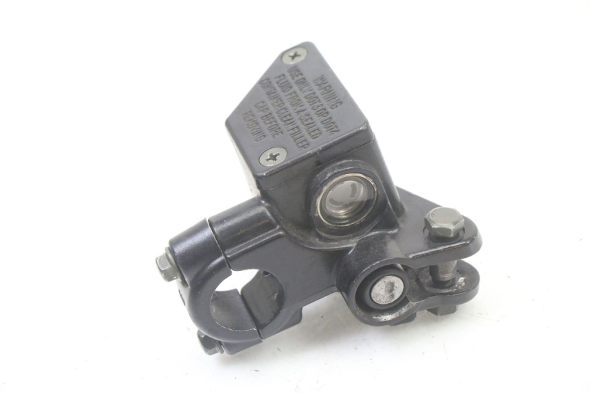 photo de BOMBA FRENO DELANTERO SYM ORBIT III 3 4T 50 (2021 - 2025) - Otra perspectiva