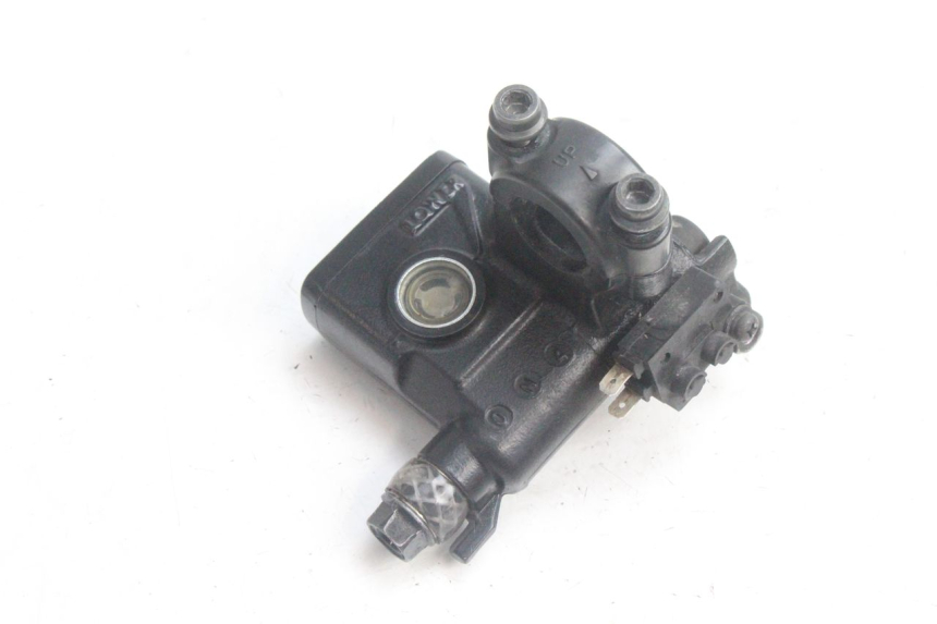 photo de CILINDRO MAESTRO DELANTERO HONDA PCX (JF28) 125 (2009 - 2011) - Vista general del producto