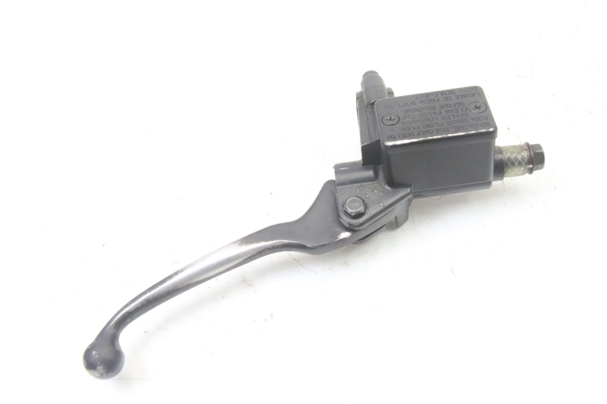 photo de BOMBA FRENO DELANTERO PEUGEOT STREETZONE I 2T 50 (2018 - 2020) - Detalles de los puntos de fijación