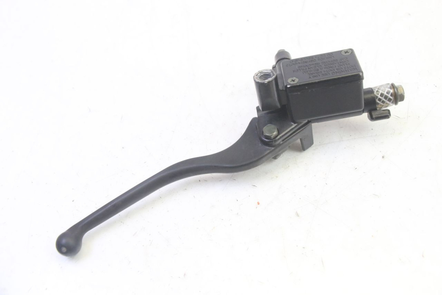 photo de BOMBA FRENO DELANTERO EFUN PUSA 1 - Primer plano técnico