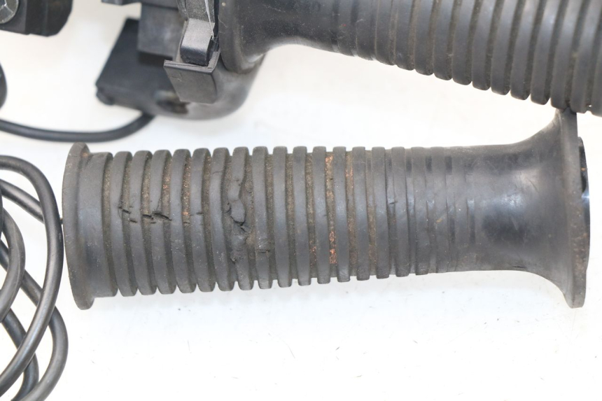 photo de BOMBA FRENO DELANTERO BMW R GS 1150 (1999 - 2004) - Otra perspectiva