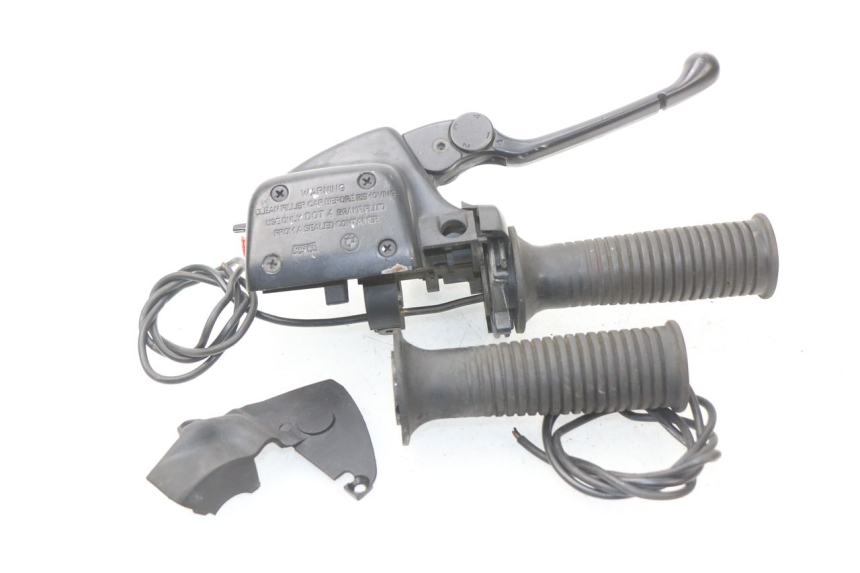 photo de BOMBA FRENO DELANTERO BMW R GS 1150 (1999 - 2004) - Marcados y referencias originales