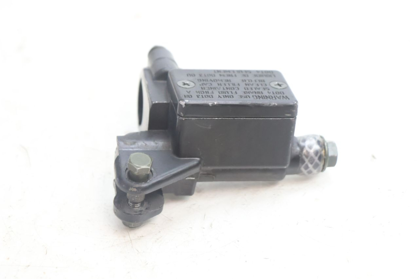 photo de BOMBA FRENO DELANTERO VASTRO R-ONE 4T 50 (2014 - 2022) - Zoom estado de uso