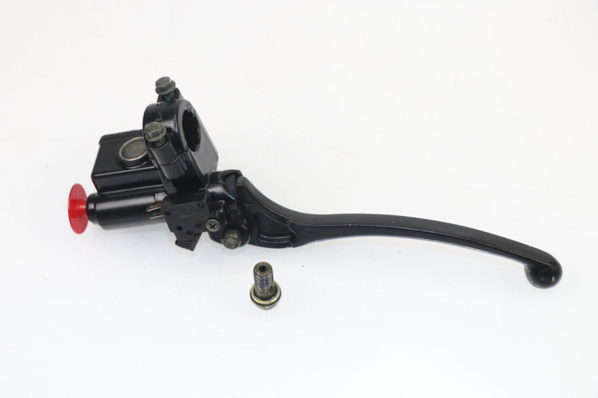 photo de BOMBA FRENO DELANTERO BHM REVENGER 50 (2009 - 2015) - Primer plano técnico