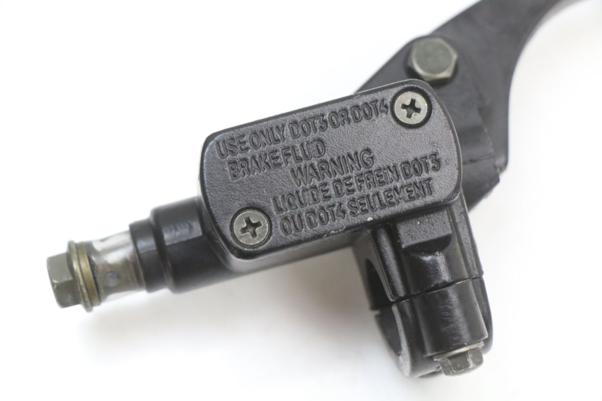 photo de CILINDRO MAESTRO DELANTERO TNT MOTOR ROMA 10' 4T 50 (2019 - 2022) - Zoom estado de uso