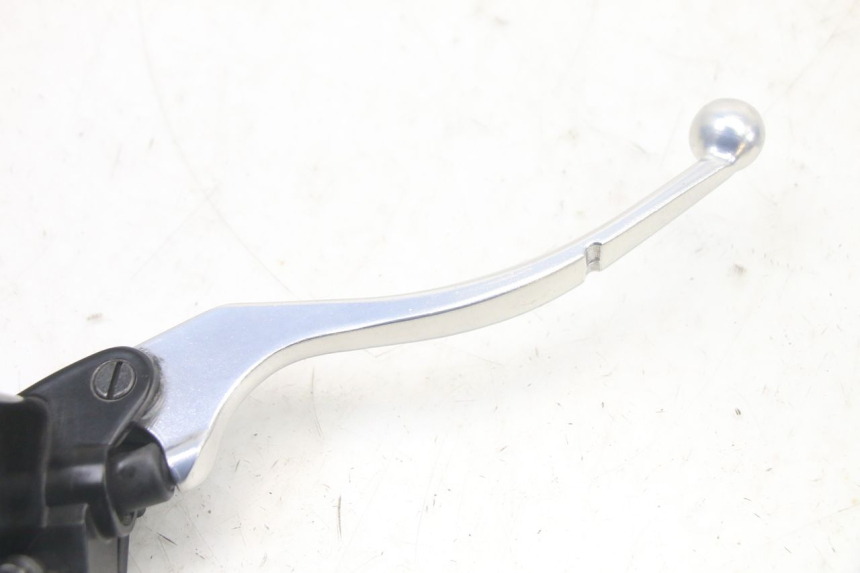 photo de BOMBA FRENO DELANTERO ROYAL ENFIELD HYMALAYAN 410 (2016 - 2023) - Otra perspectiva