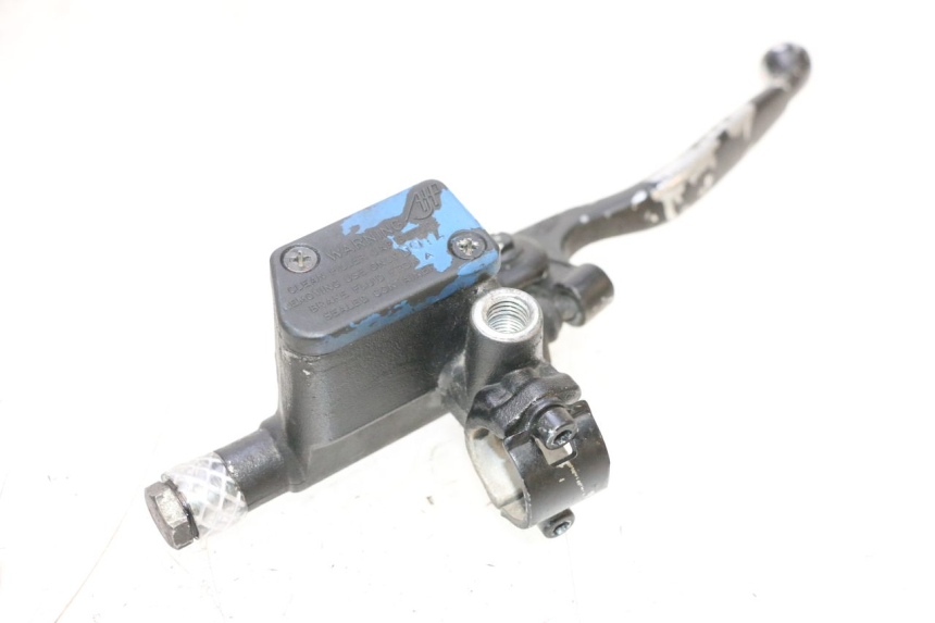 photo de BOMBA FRENO DELANTERO PEUGEOT SATELIS COMPRESSOR K15 125 (2006 - 2009) - Detalles de los puntos de fijación