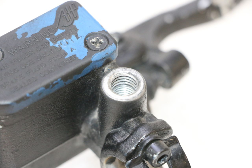 photo de BOMBA FRENO DELANTERO PEUGEOT SATELIS COMPRESSOR K15 125 (2006 - 2009) - Estado de la superficie y material